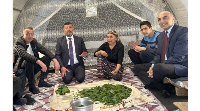 Bakırköy Belediye Başkanı Bülent Kerimoğlu seçim çalışması için Elazığ, Malatya, Kahramanmaraş'ta